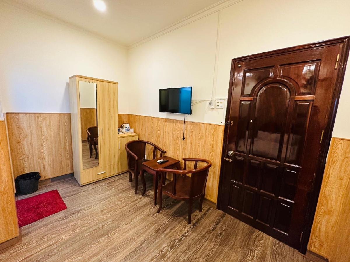 Hotel Khach San Mekong Star Vĩnh Long